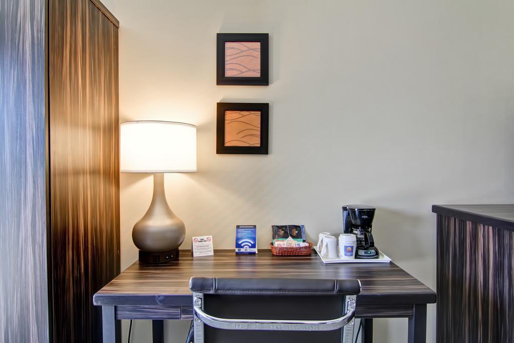 Comfort Inn Saint Catharines Экстерьер фото