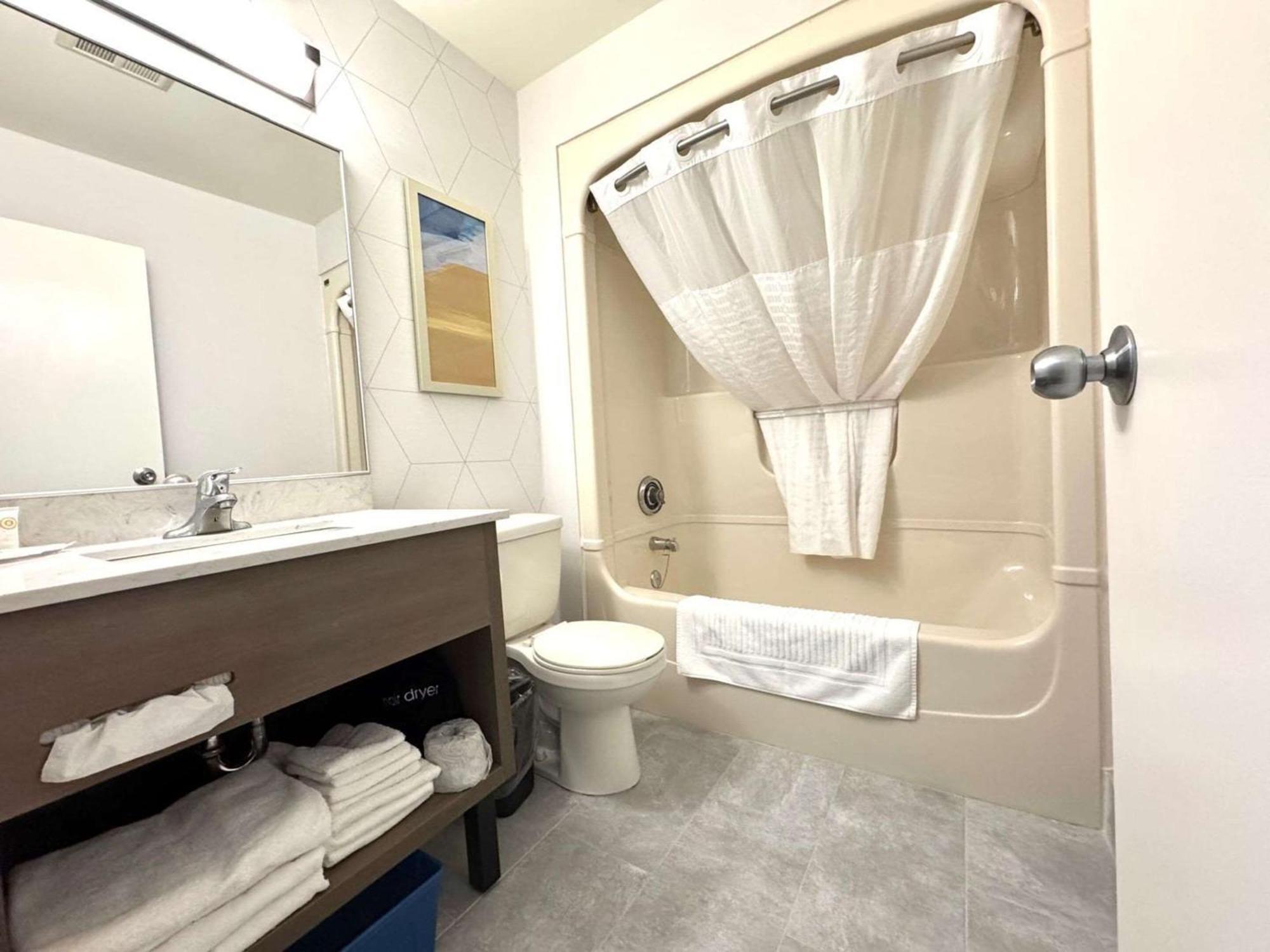 Comfort Inn Saint Catharines Экстерьер фото